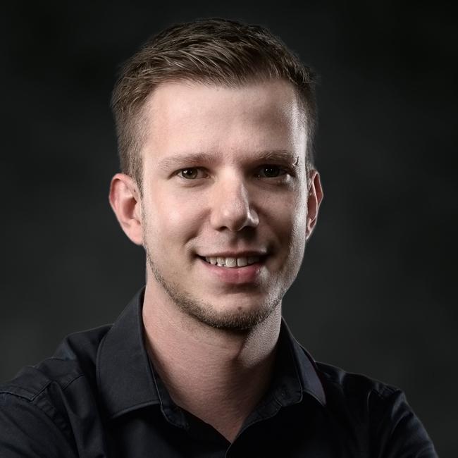 Woelfler Robert_portrait pic_3521.jpg