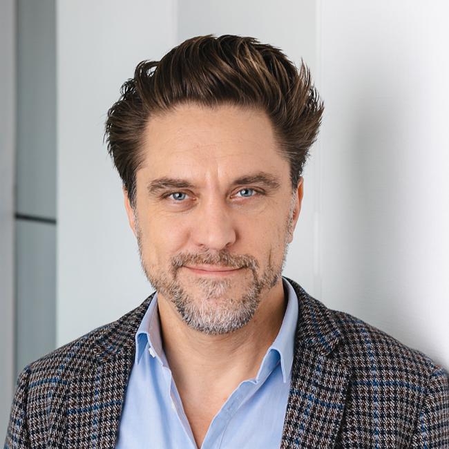 Michael Barsuhn_portrait pic_3519