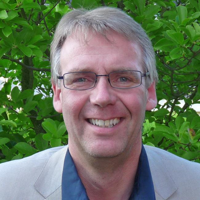 Michael Herkenrath_portrait pic_3541.jpg