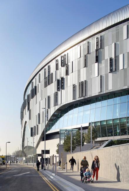 Whitepaper 9-POP_4494_N72_Tottenham Hotspur Stadium_Hufton&Crow.jpg